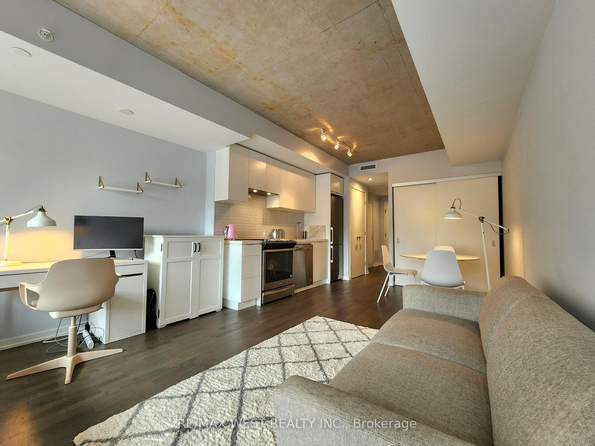 Living Room / Office