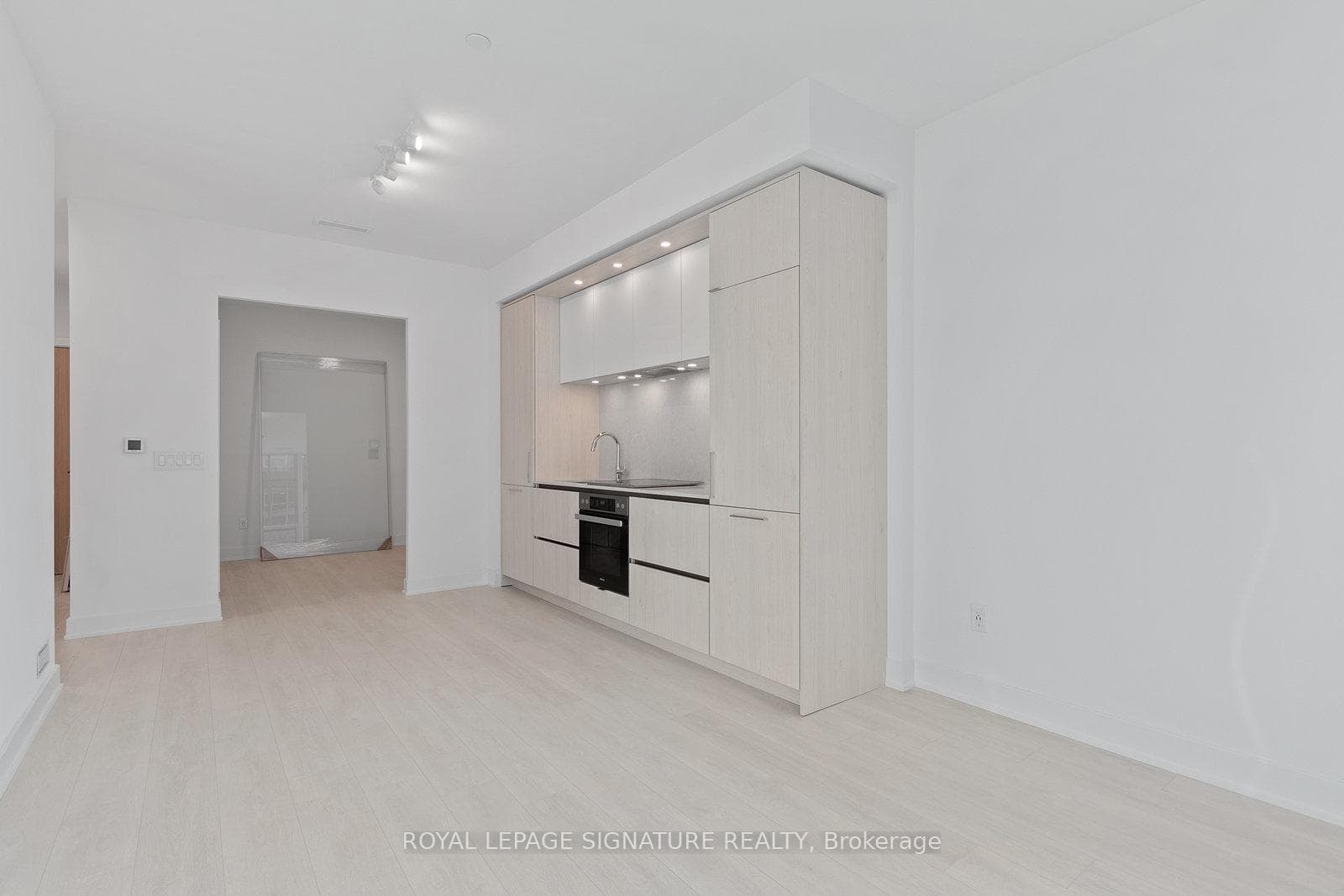35 Mercer Street Unit 2711 photo 2