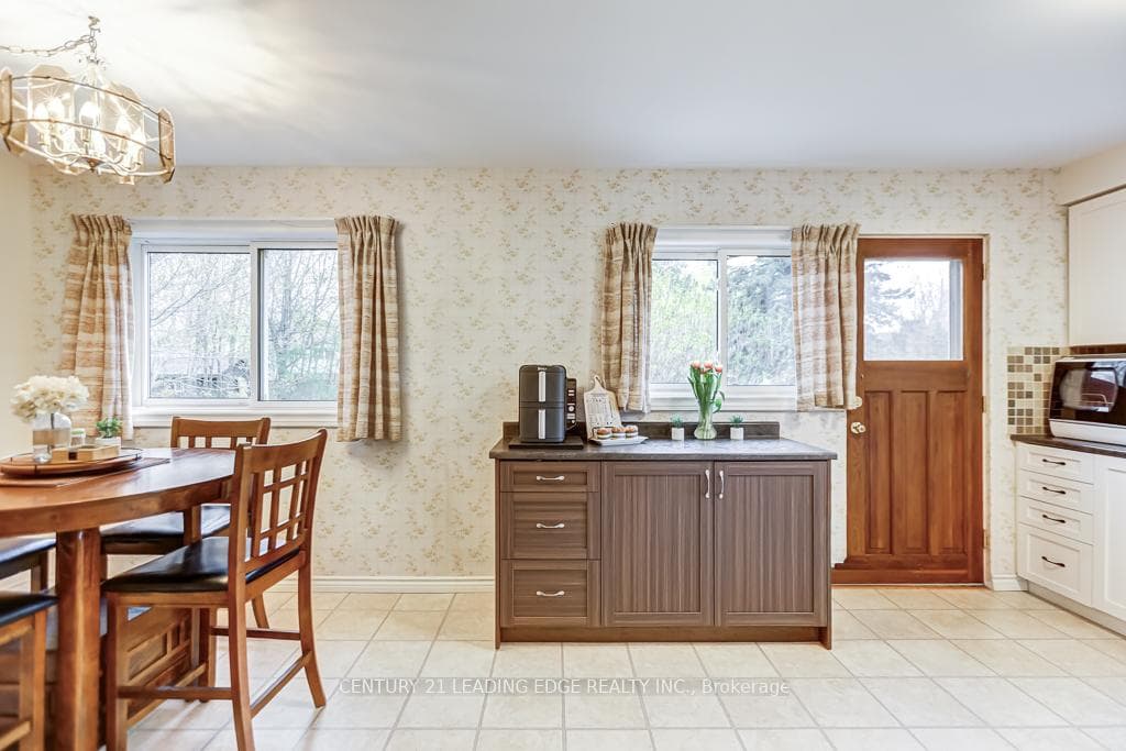 15 BAKERDALE Road photo 14