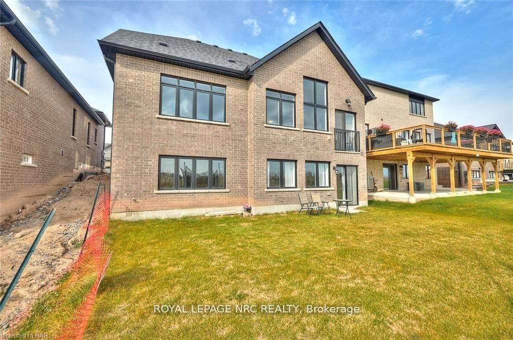 42 SHOREVIEW Drive photo 3