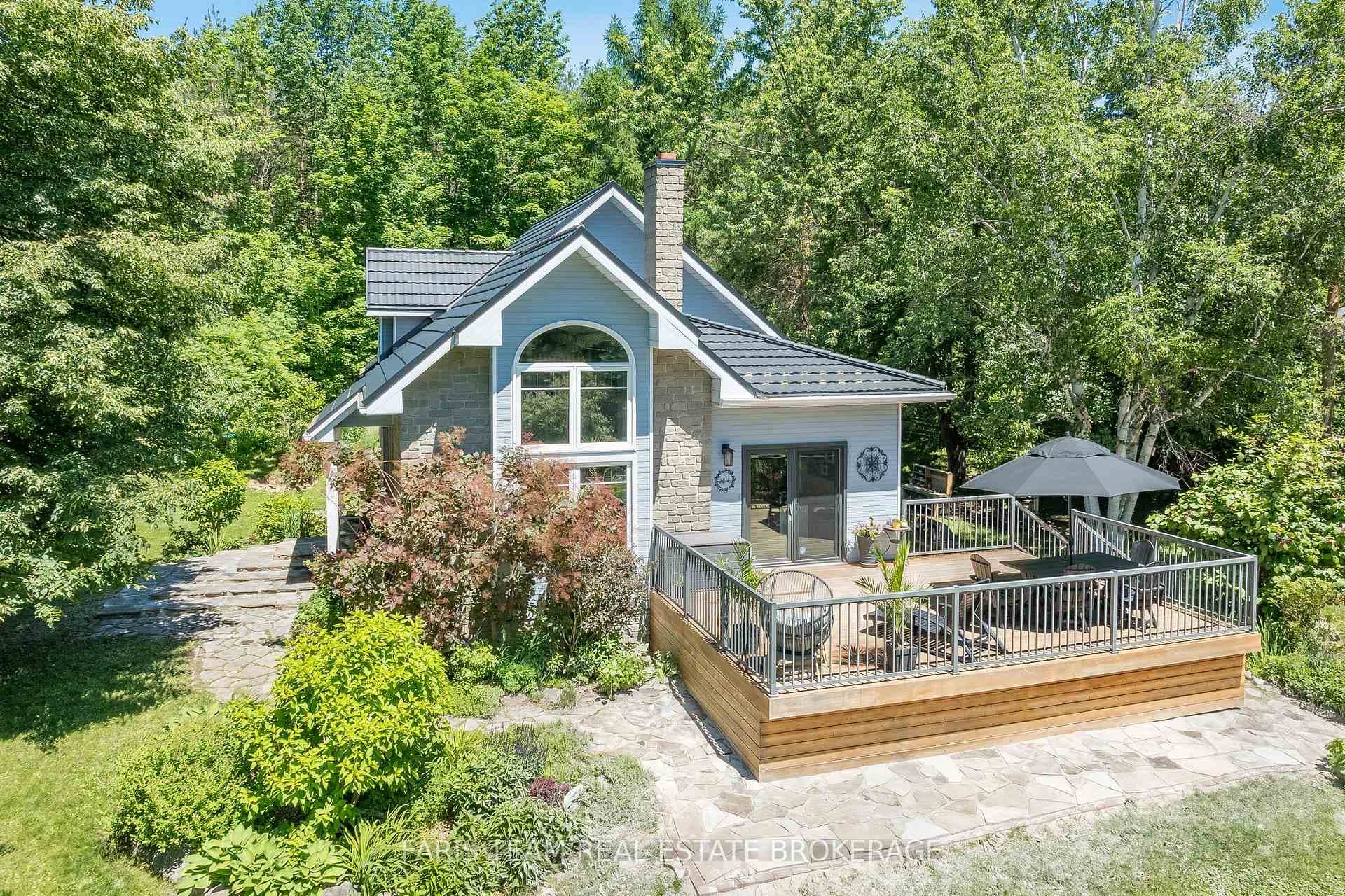 2268 Flos Road 10 N/A photo 1