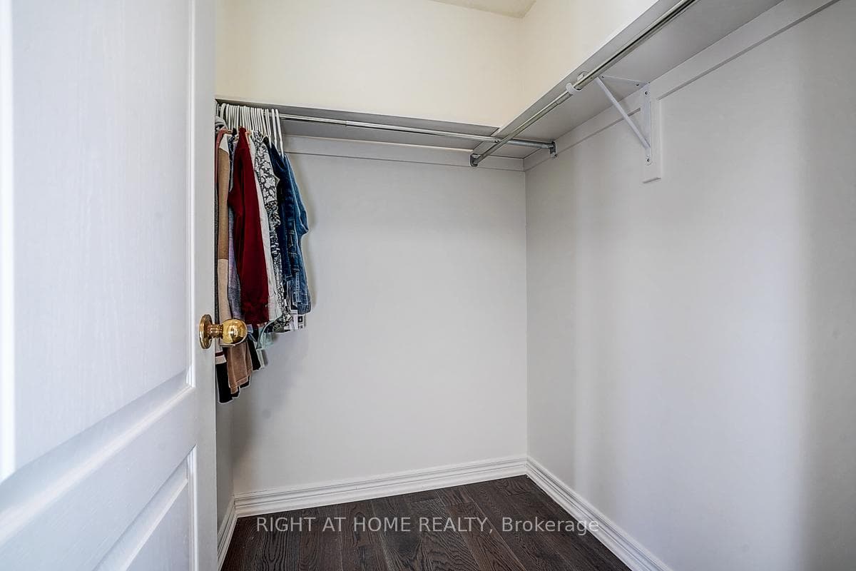 31 Waite Crescent photo 25