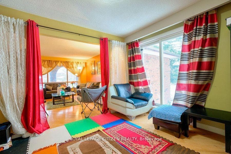 14835 Jane Street photo 7