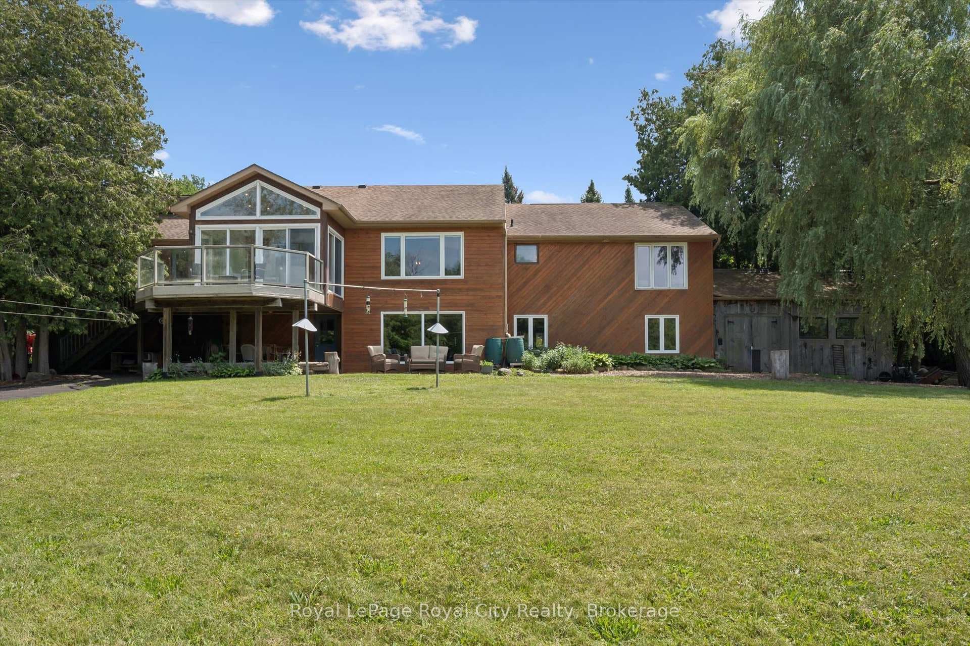 8060 Wellington 18 Road photo 48