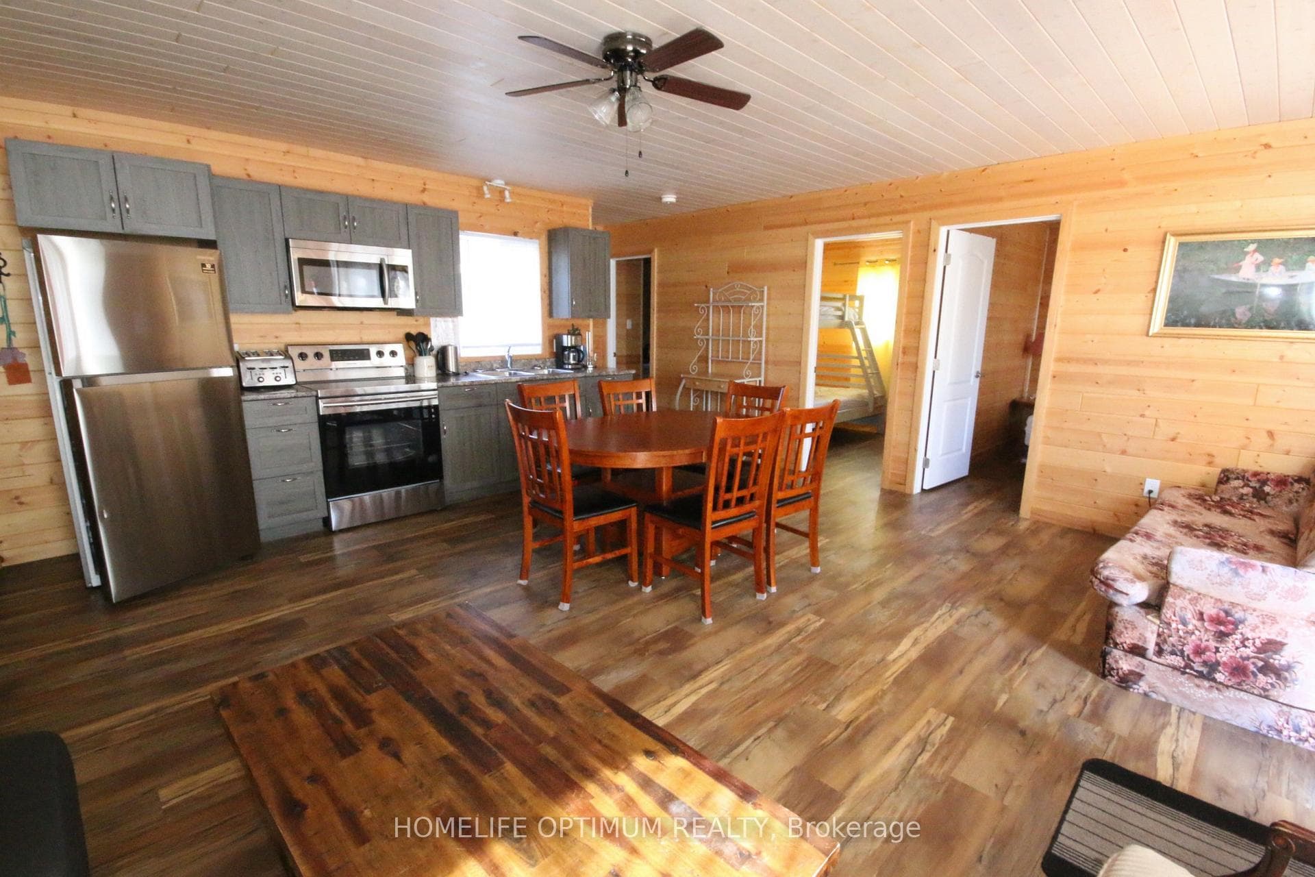 13613 60 Highway photo 21