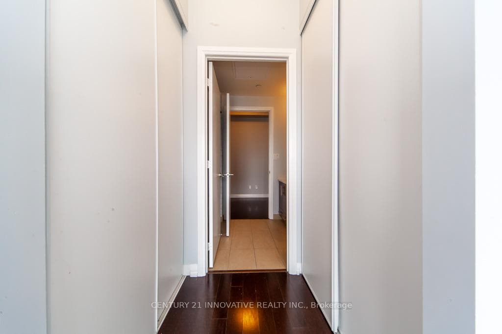 460 Adelaide Street Unit 2023 photo 22
