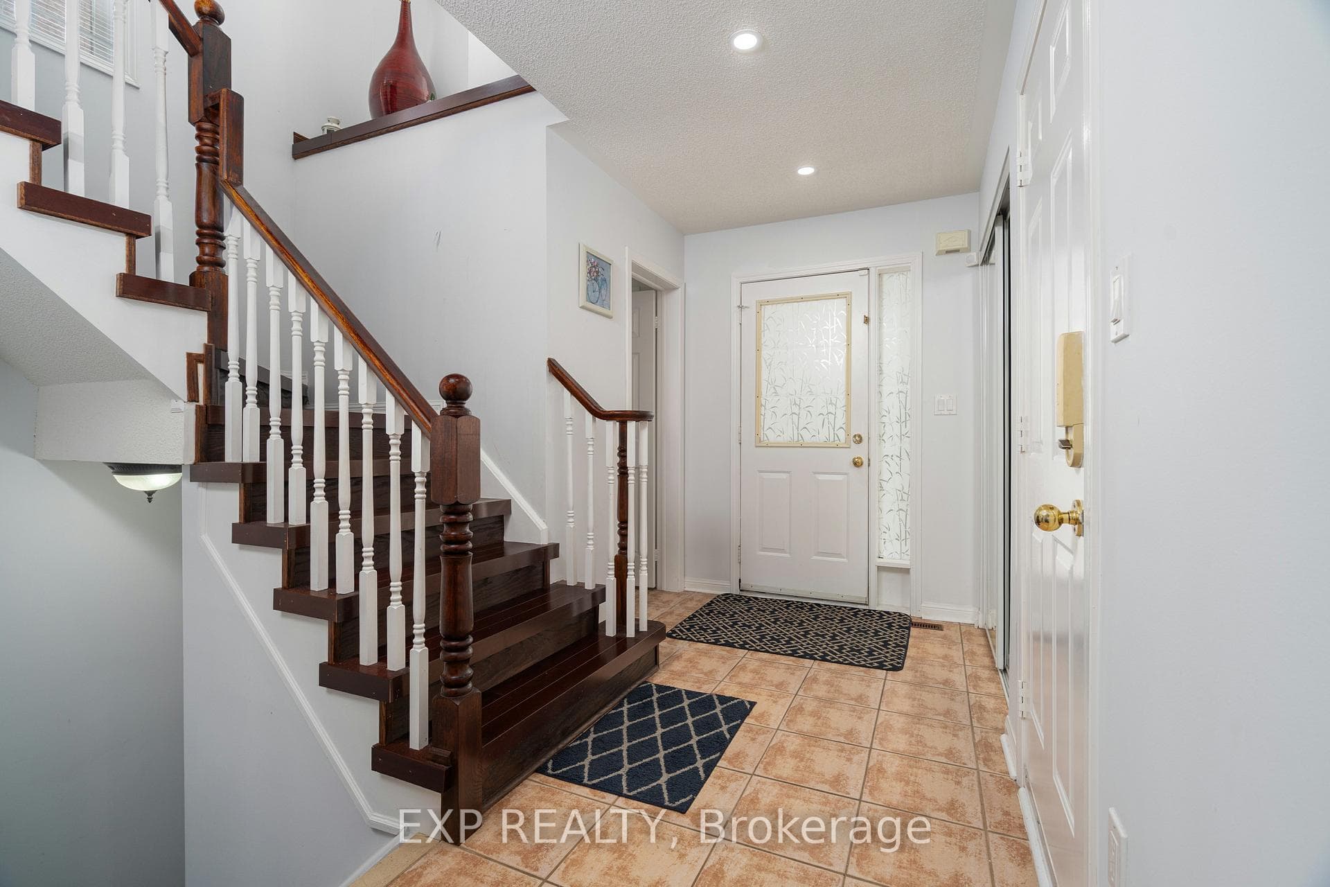 1453 Hemingford Lane photo 3