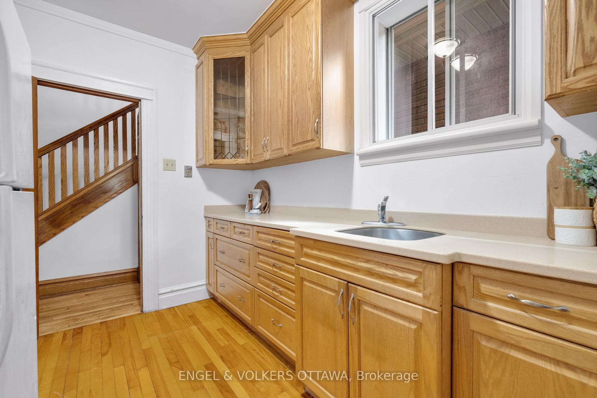 54 Glendale Avenue photo 19