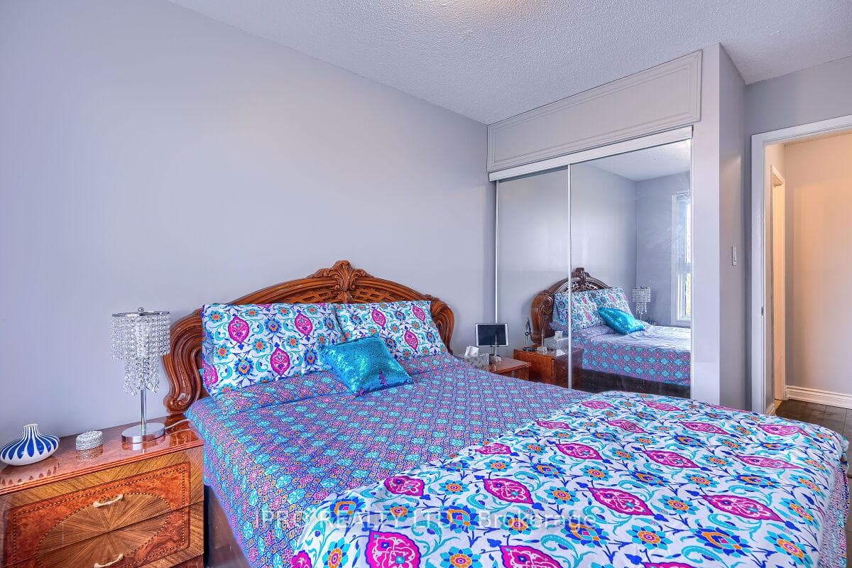 42 Dawson Crescent photo 14