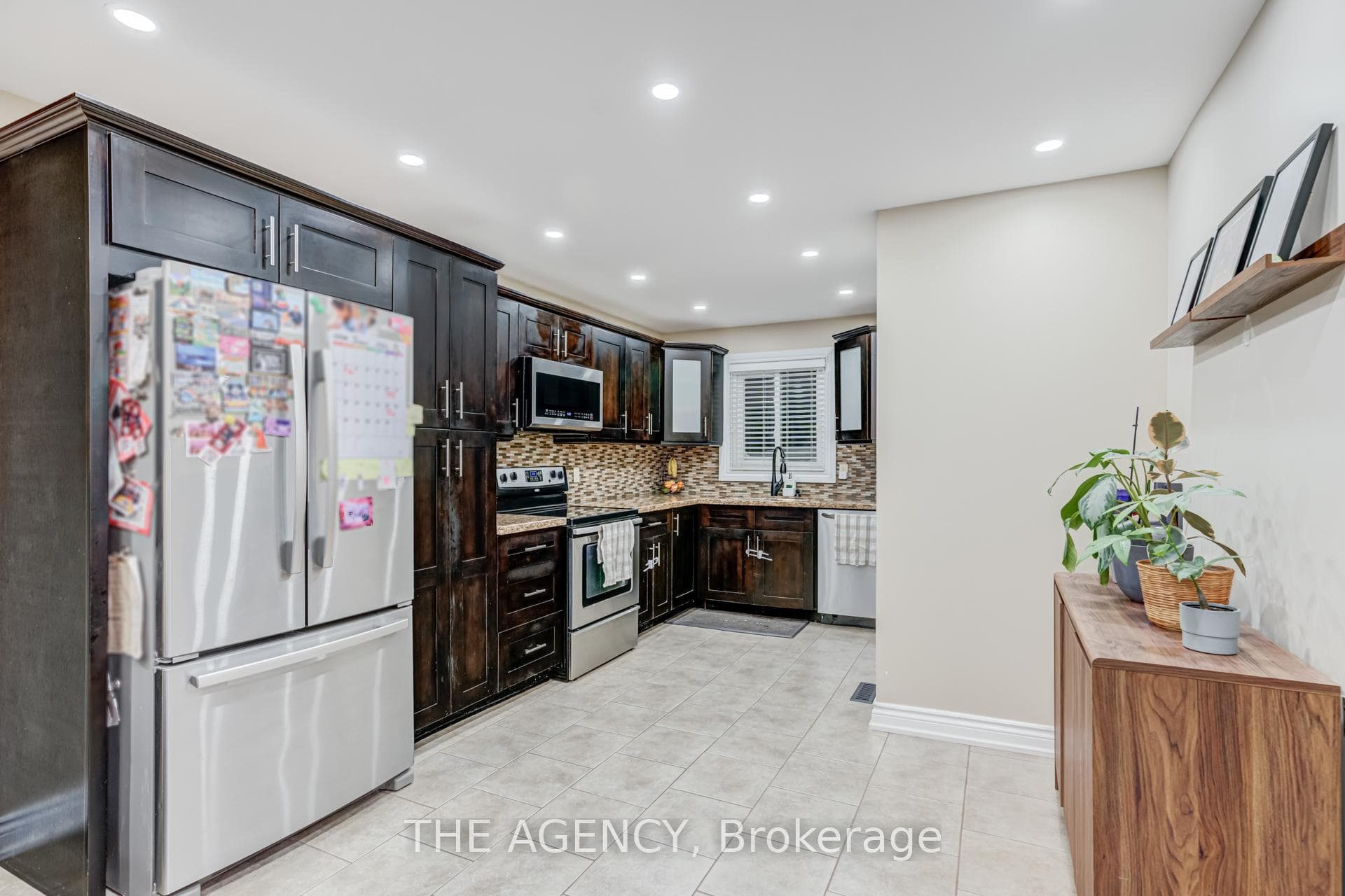 513 Alder Court photo 8