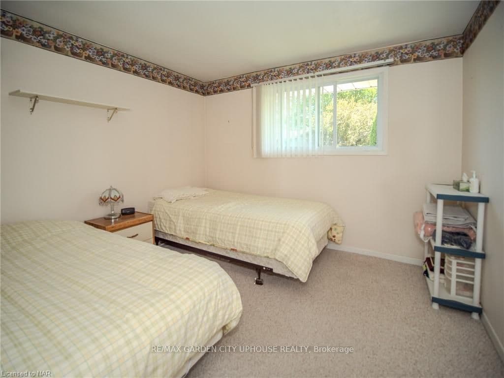 20 TRACEY Road photo 10