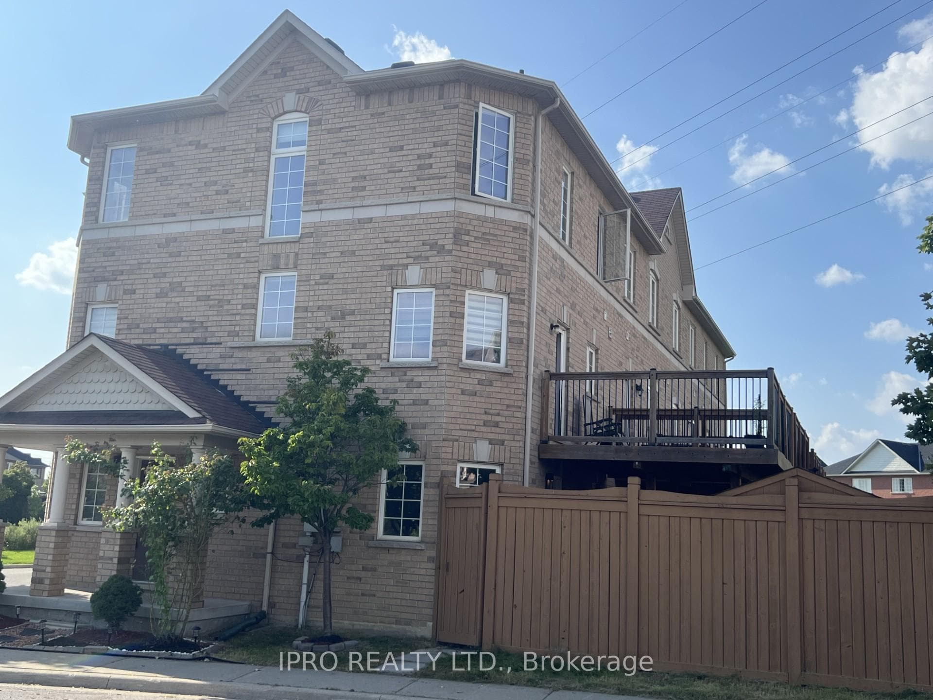 1 Regina Court Unit 2nd/3rd photo 1