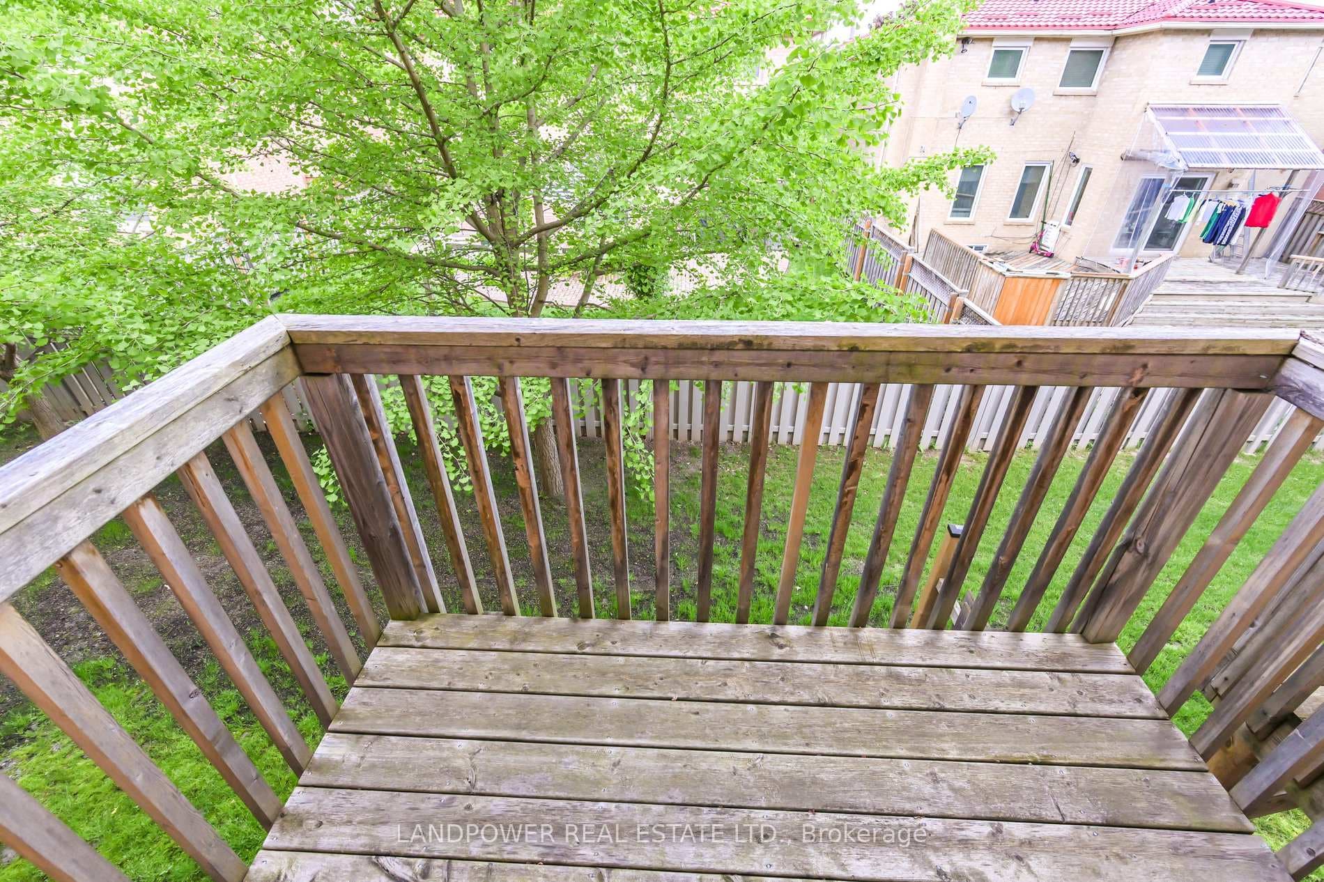 9133 Bayview Avenue Unit 52 photo 29