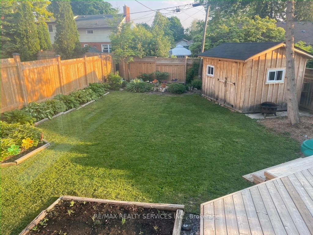 14 Avonmore Street photo 33