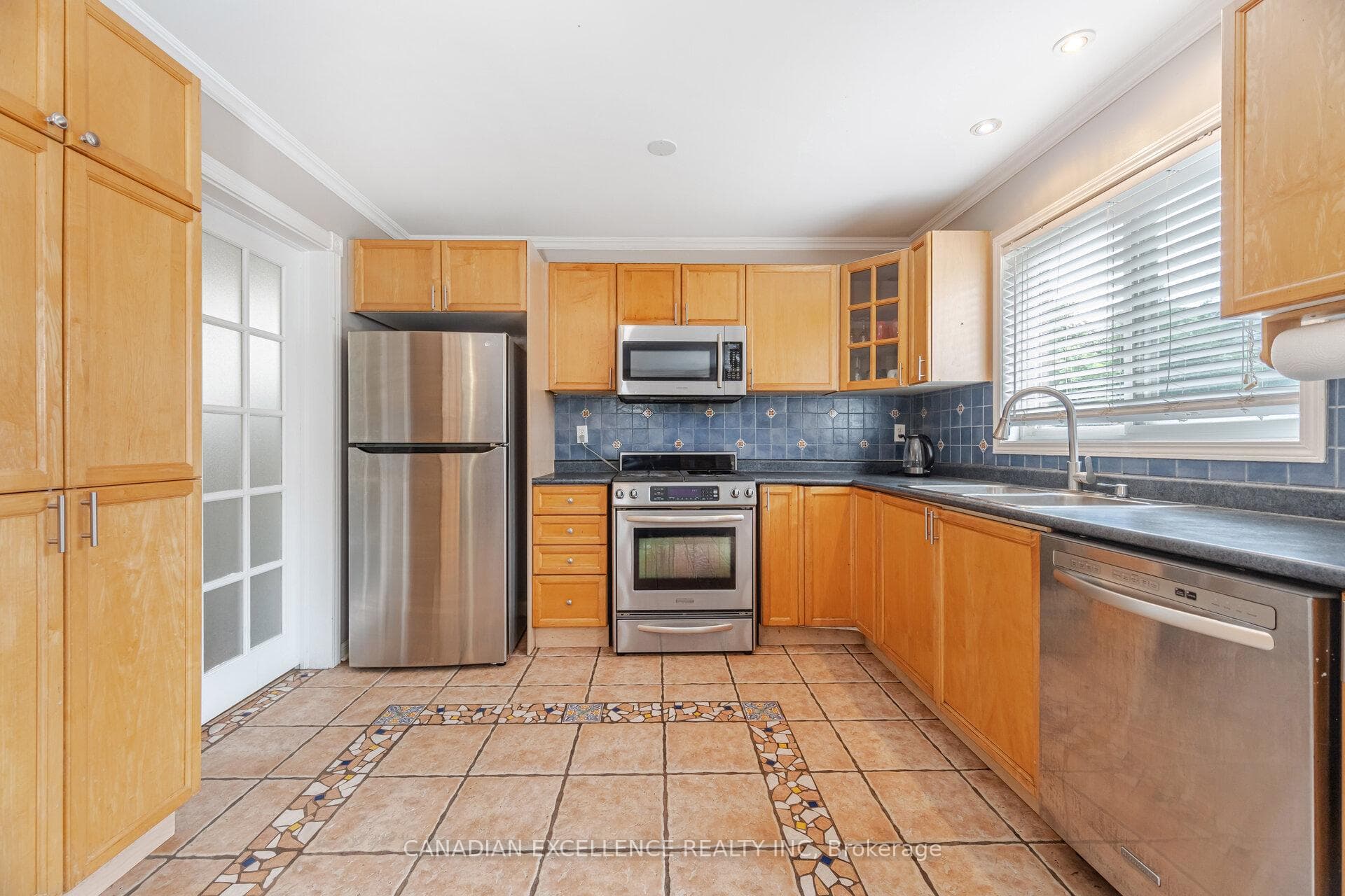 5564 Bridgeport Gate photo 15