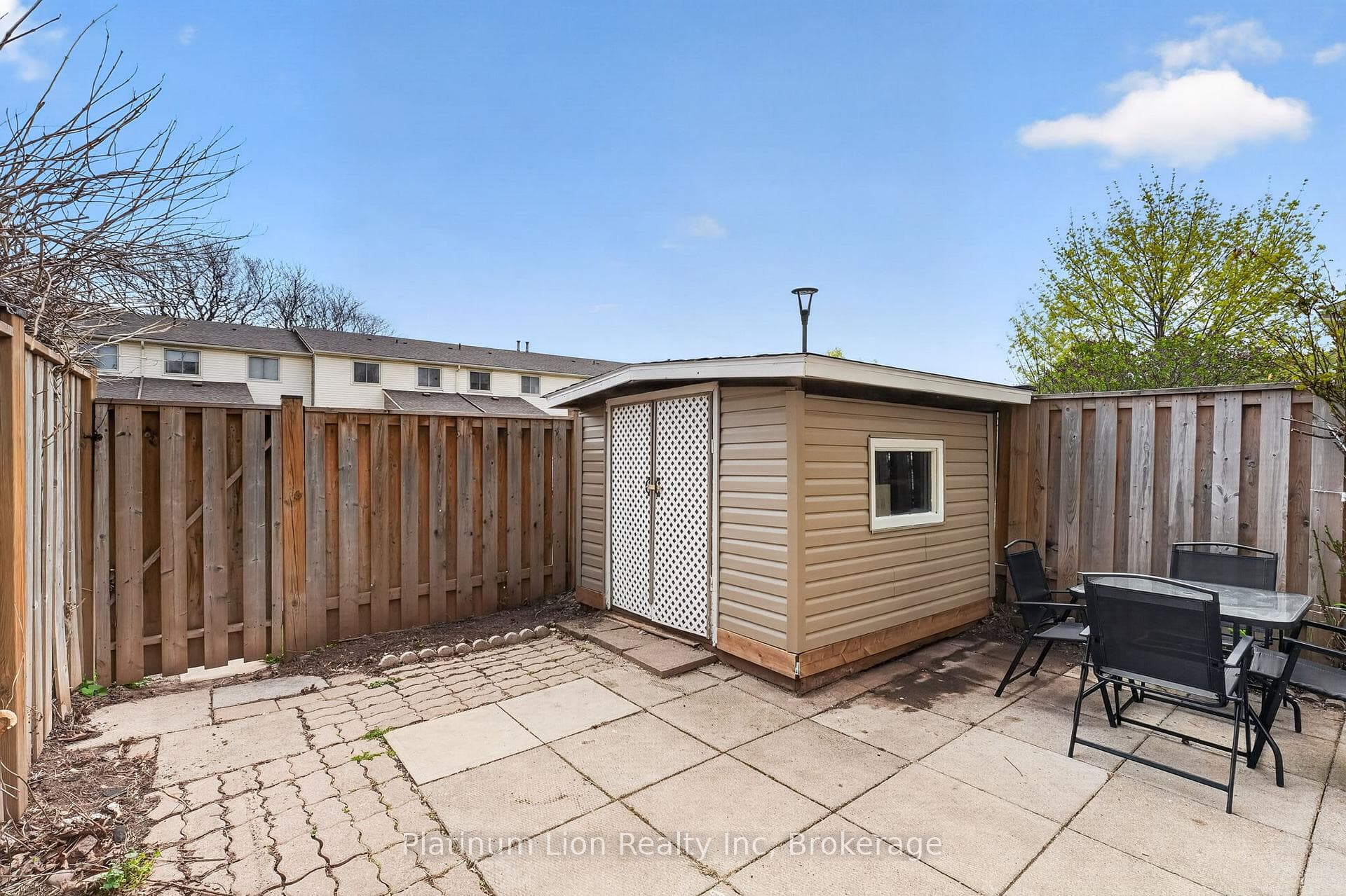 150 Gateshead Crescent Unit 19 photo 45