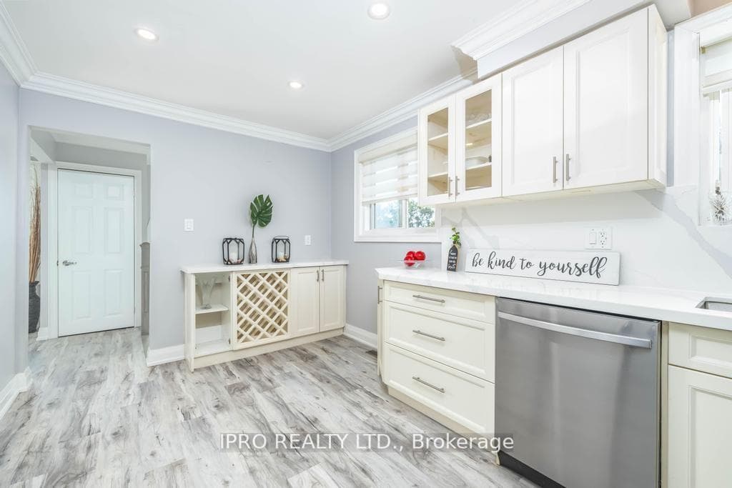 2639 Sherhill Drive photo 20
