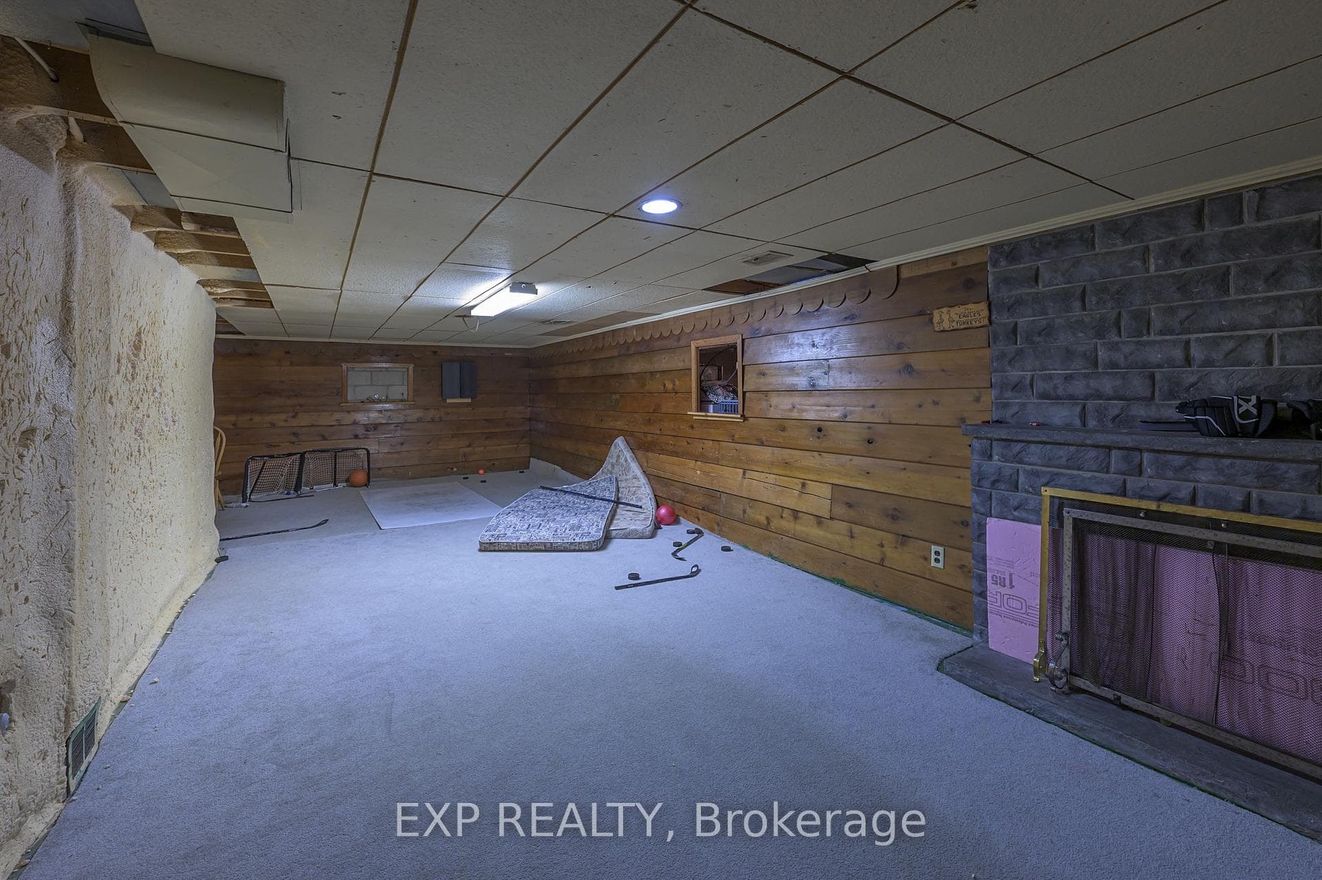 73 Broadway Avenue photo 35