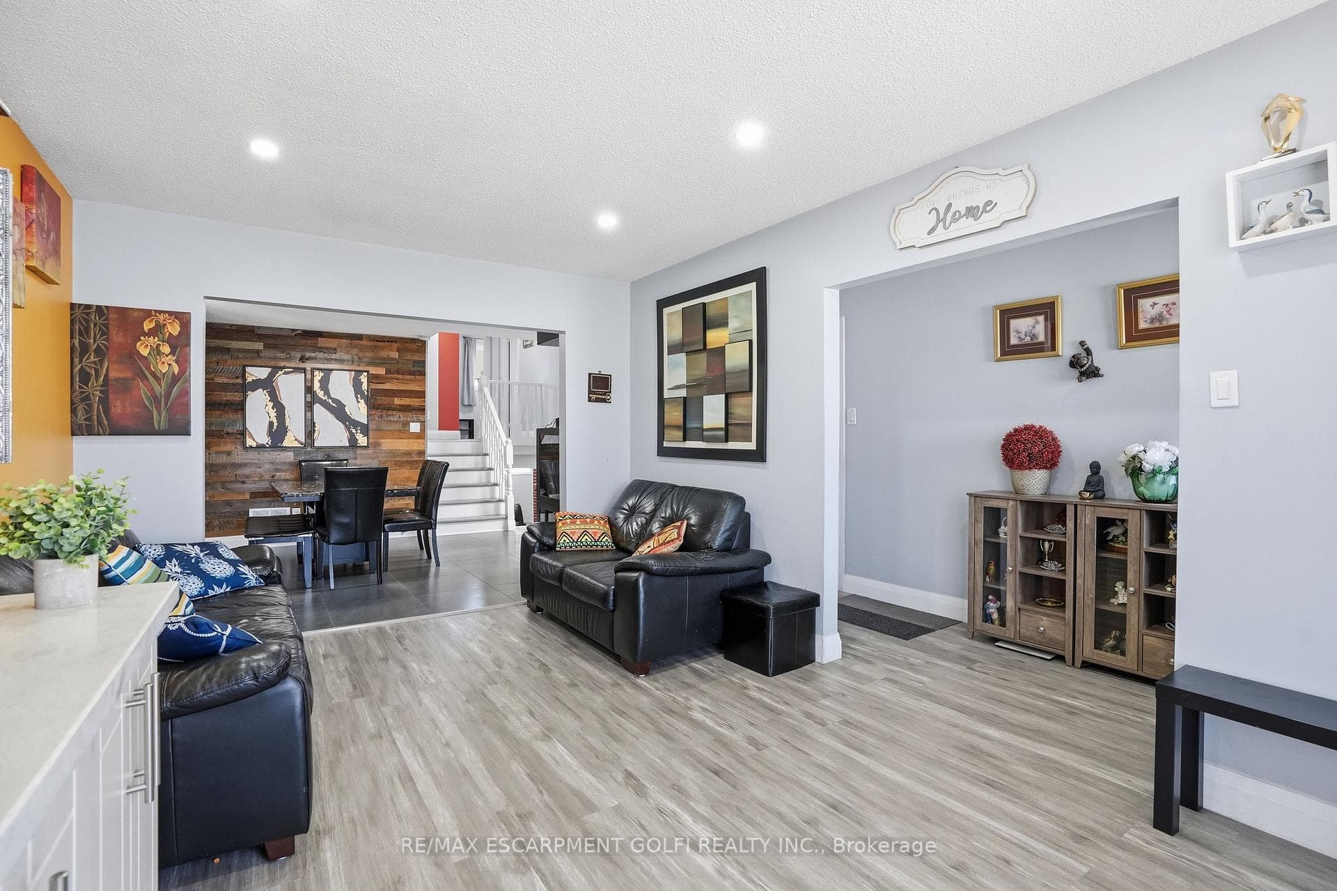 391 East 24th Street photo 8