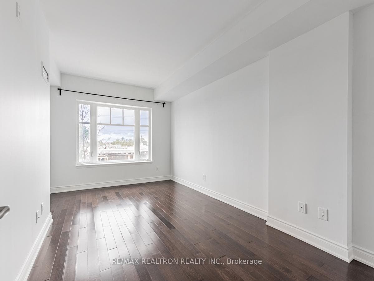 10211 Keele Street Unit 225 photo 15