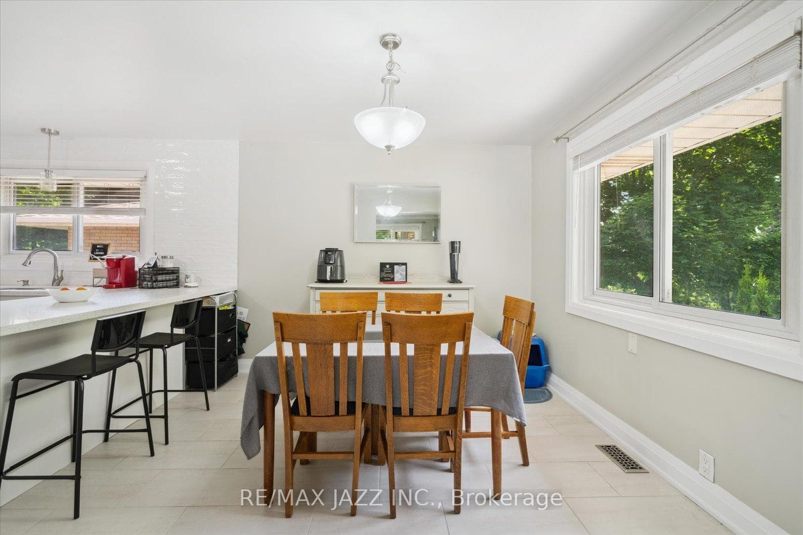749 Cambridge Avenue photo 10