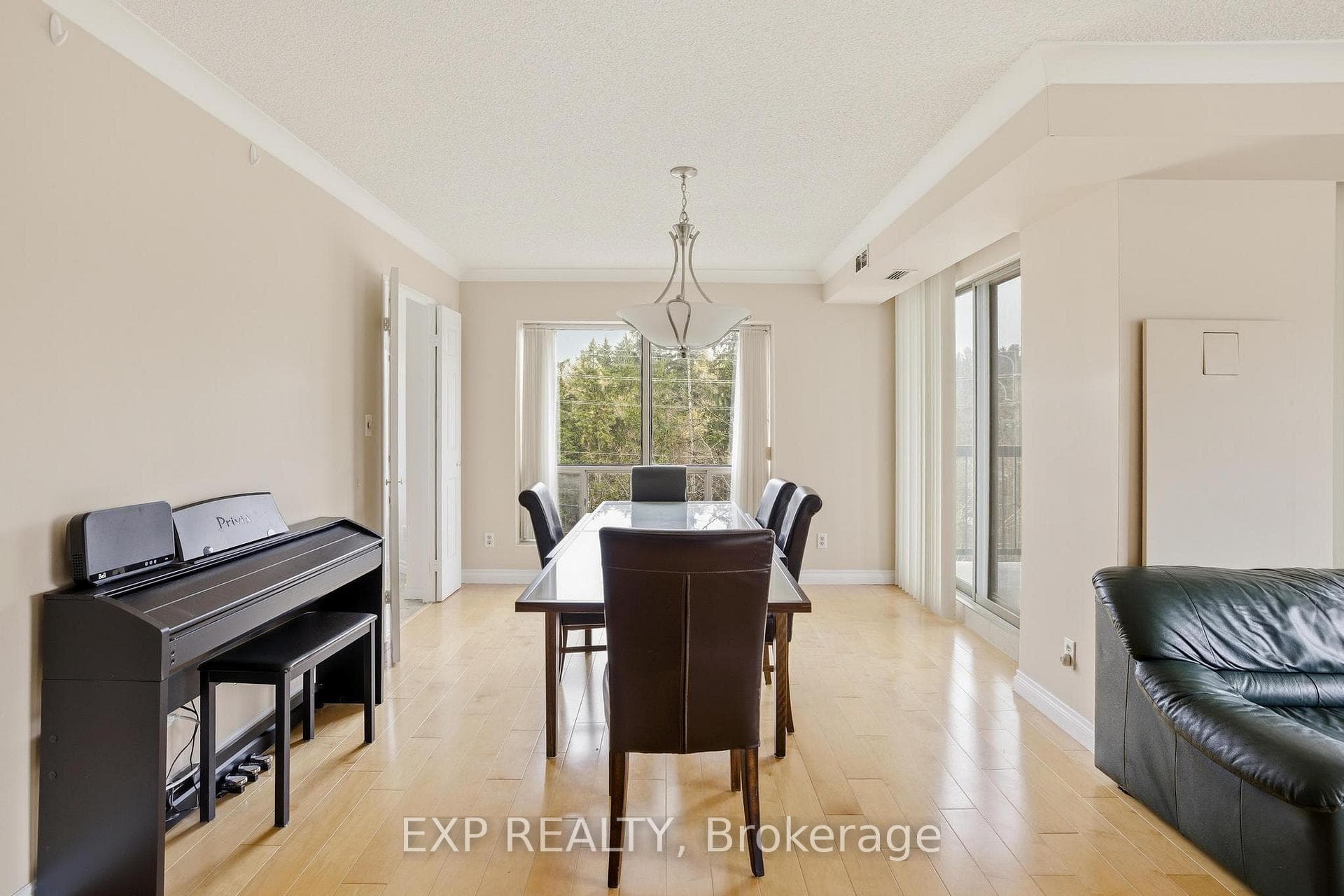 300 Keats Way Unit 302 photo 21