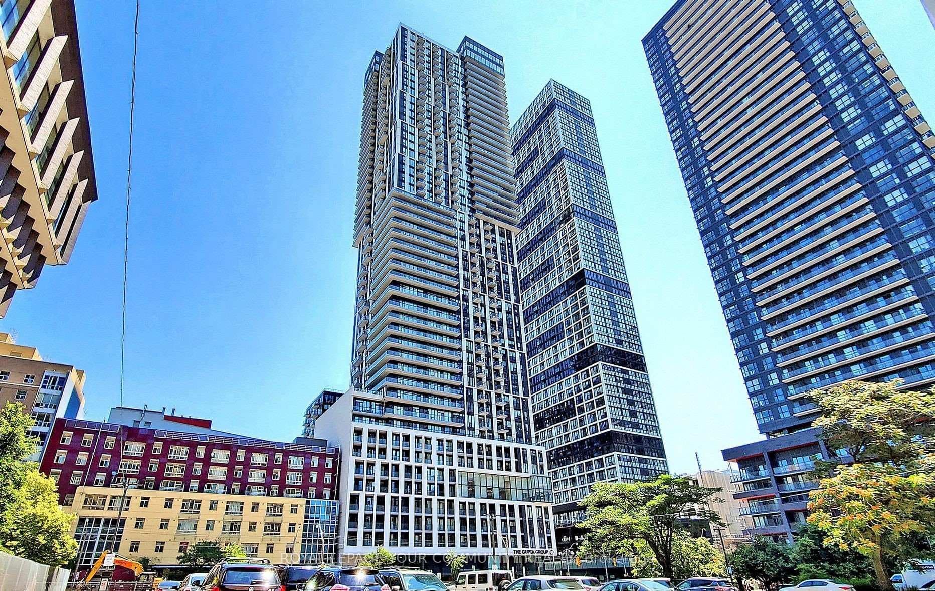 251 Jarvis Street Unit 1808 photo 1