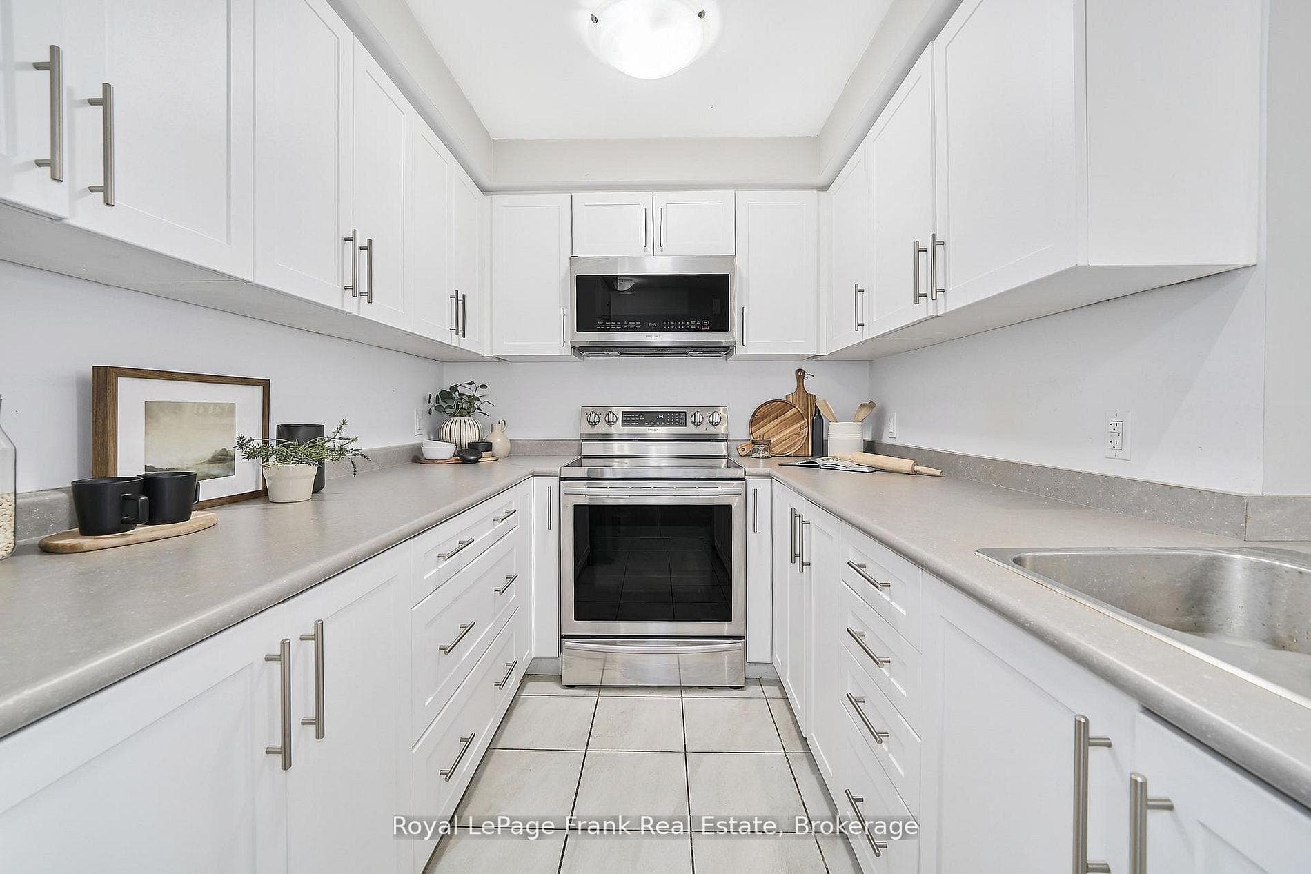 2500 Hill Rise Court Unit 127 photo 13