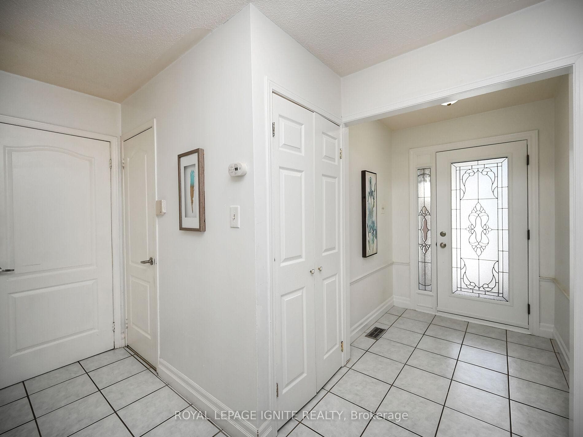 1466 Emerson Lane photo 6
