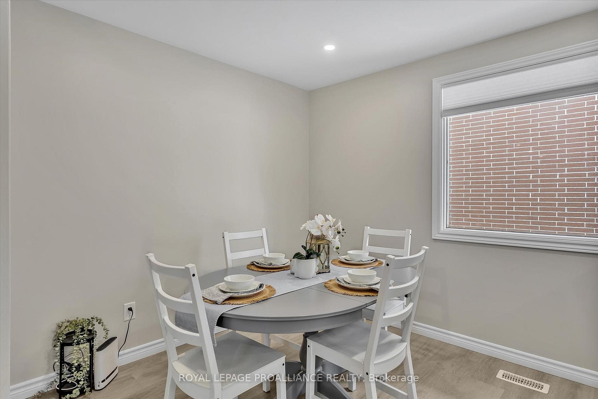 1167 Algonquin Boulevard photo 11