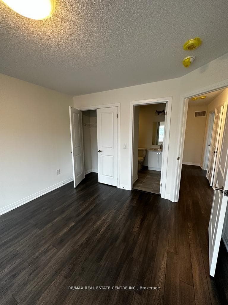 585 Colborne Street Unit 1014 photo 6