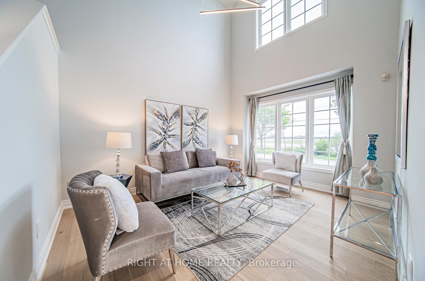 Lots of natural light