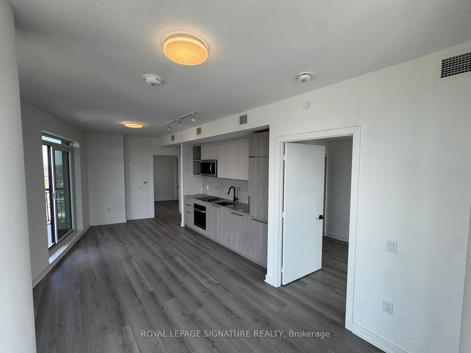 1185 Dupont Street Unit 2602 photo 5