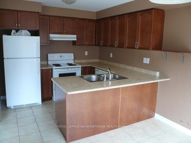 1062 Wickson Way photo 4