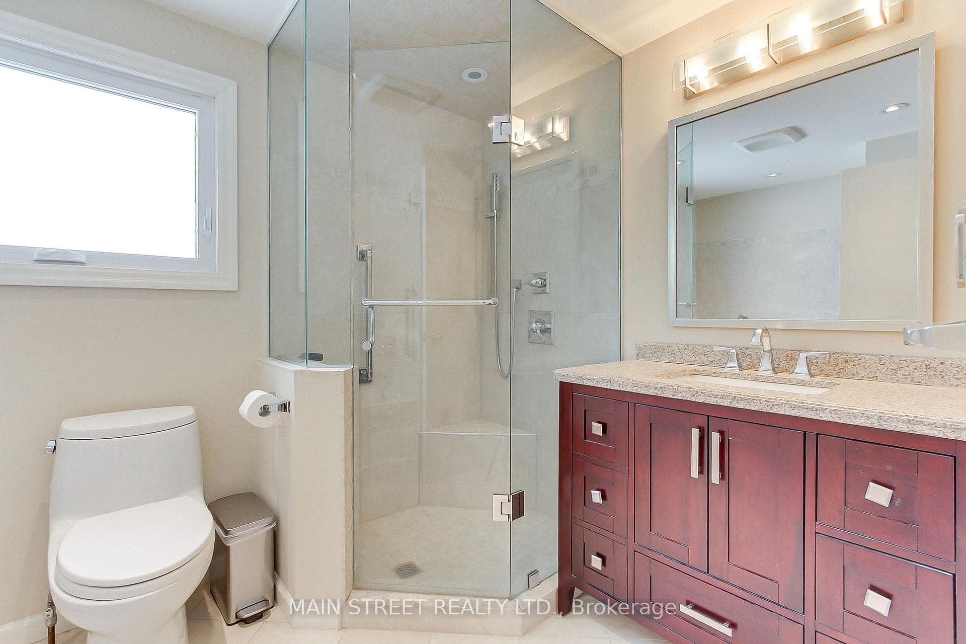 382 Handley Crescent photo 20