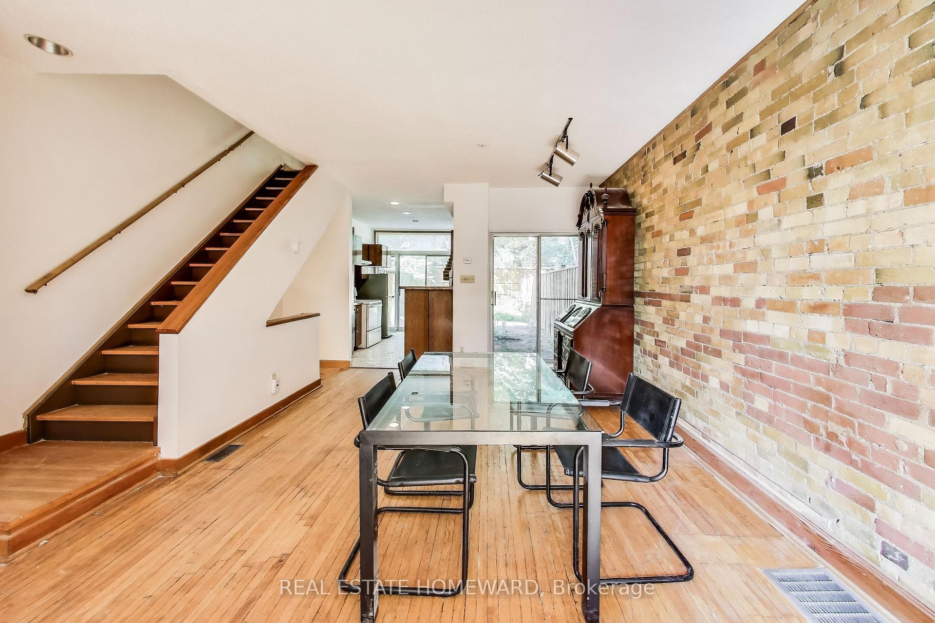 248 Cottingham Street photo 4
