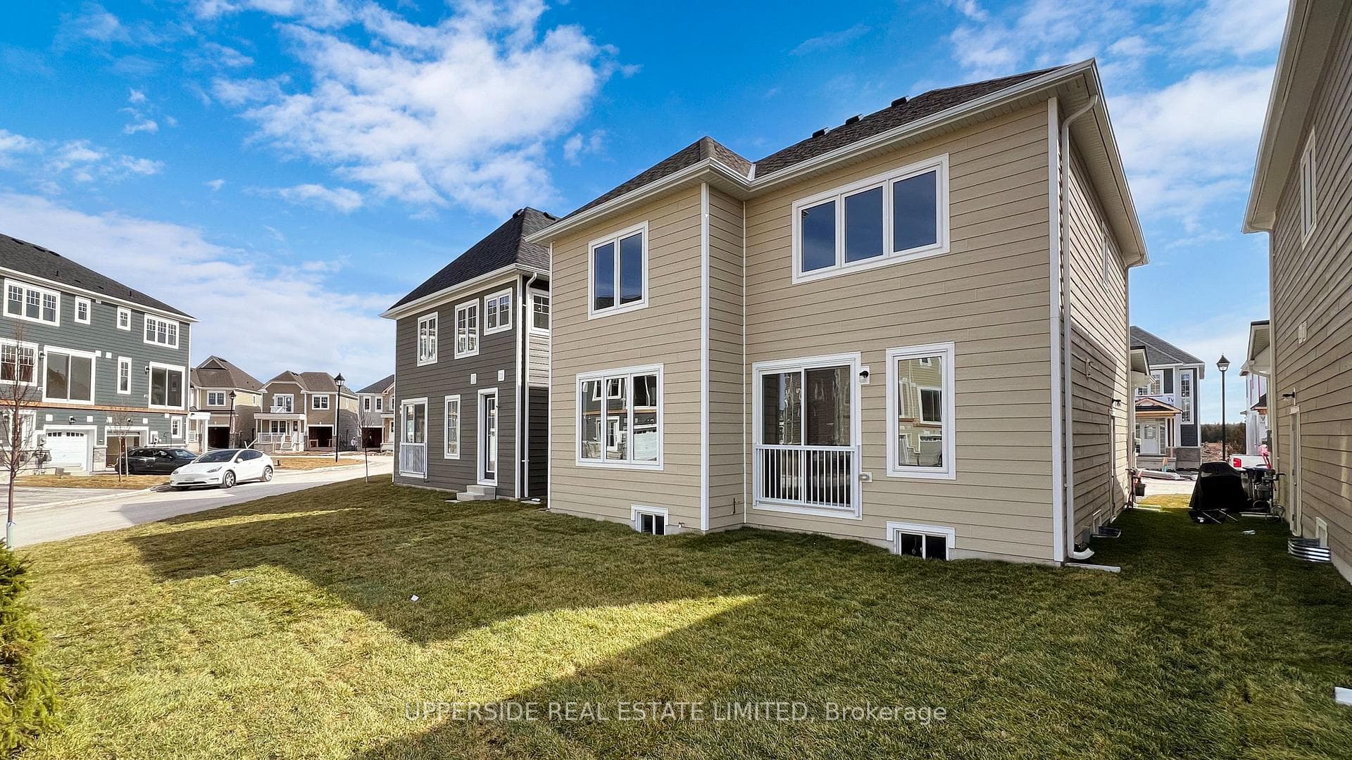 17 Shapira Avenue photo 34