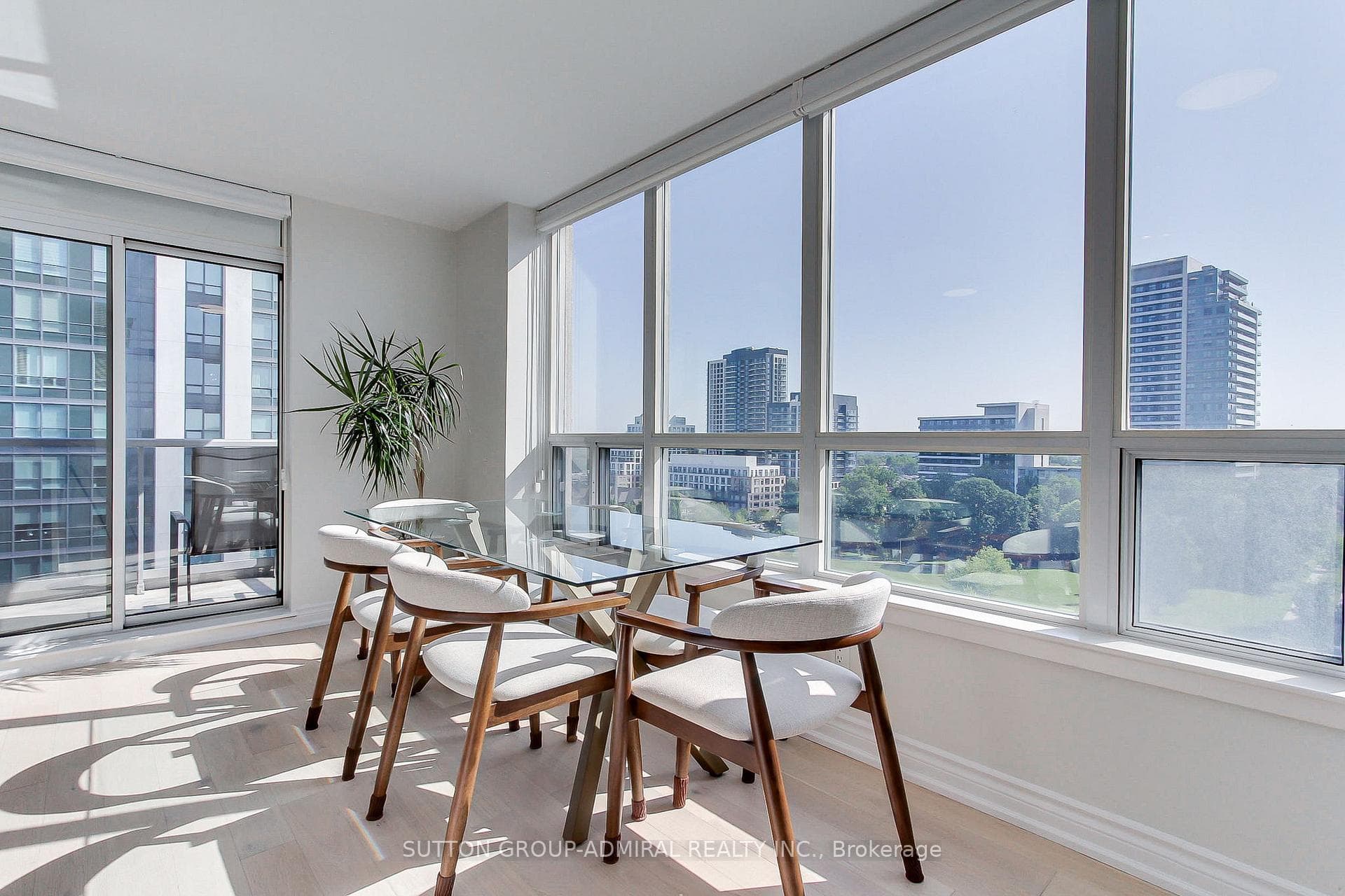 50 DISERA Drive Unit 905 photo 18