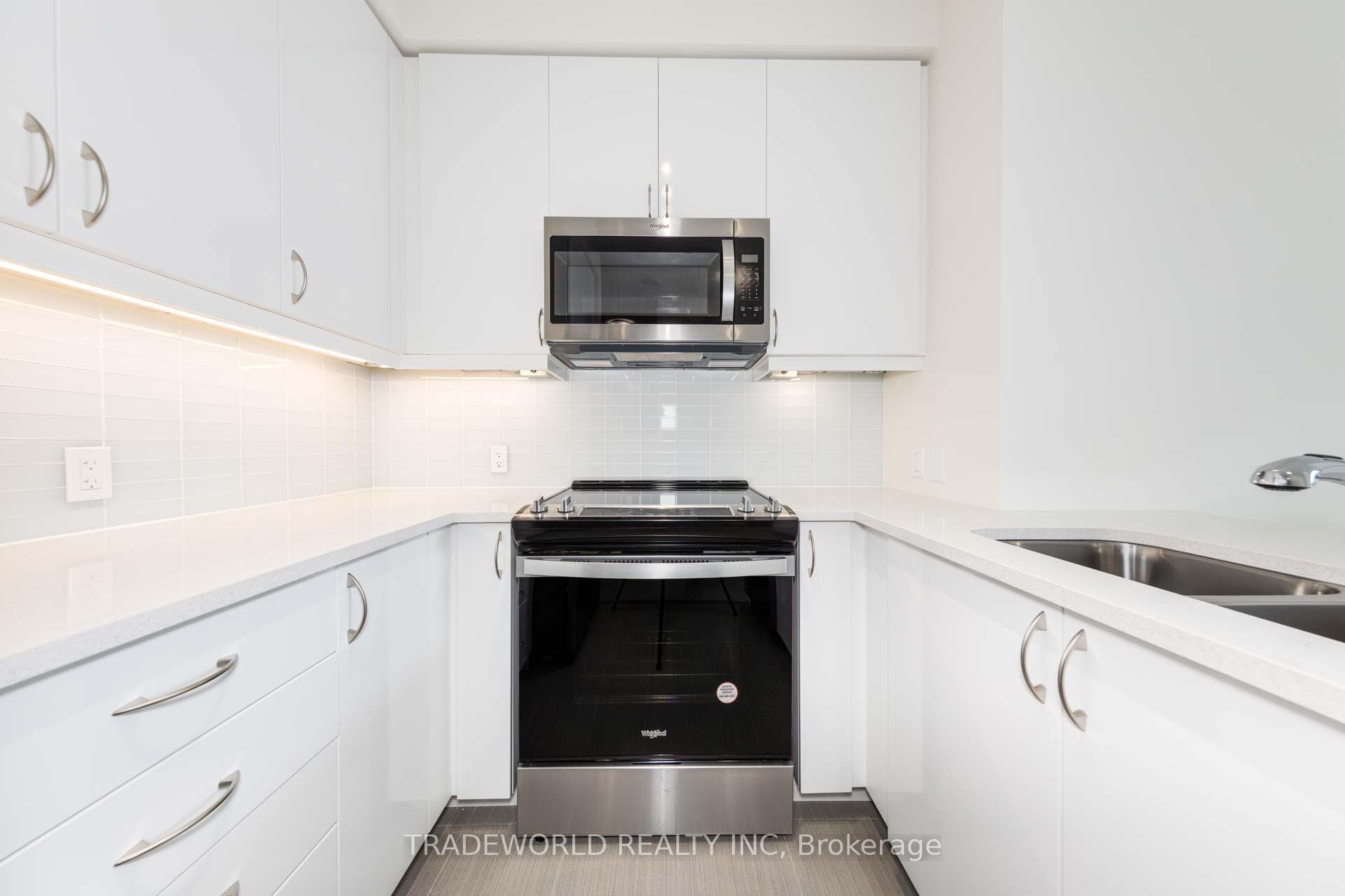 4955 Yonge Street Unit 3219 photo 3