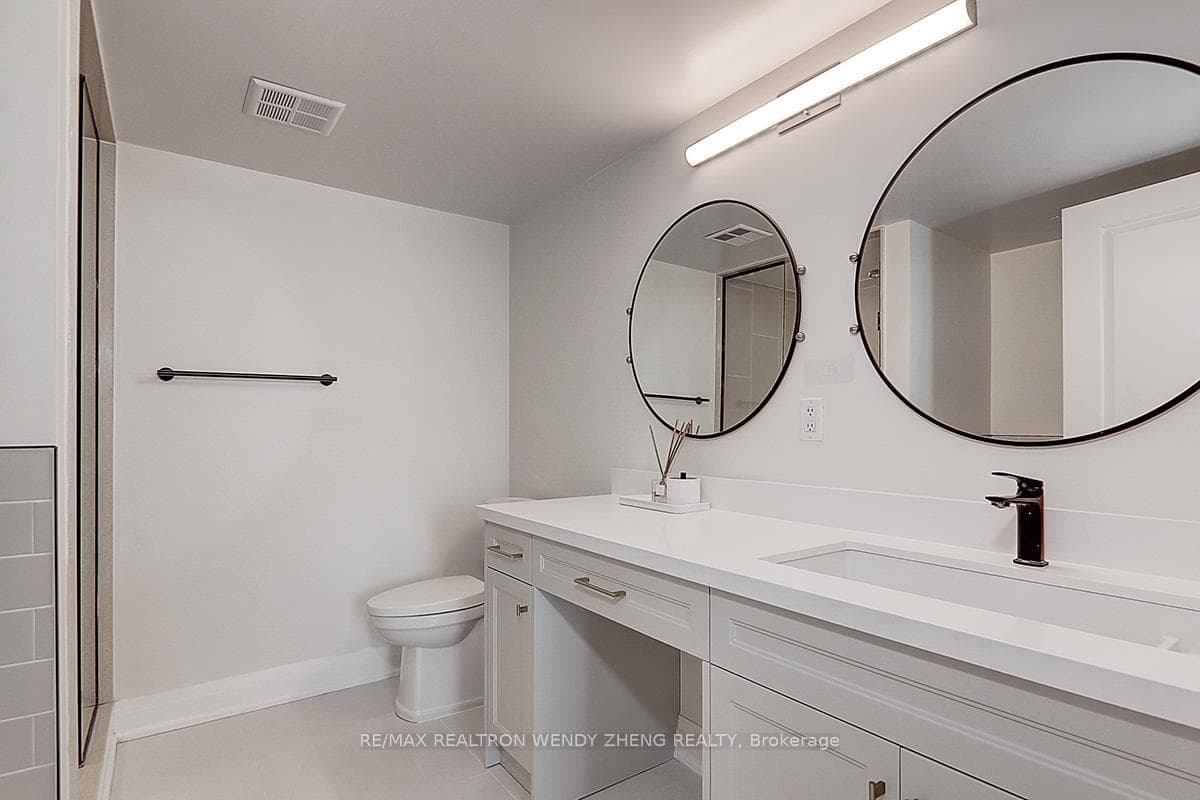8110 Birchmount Road Unit 905E photo 30