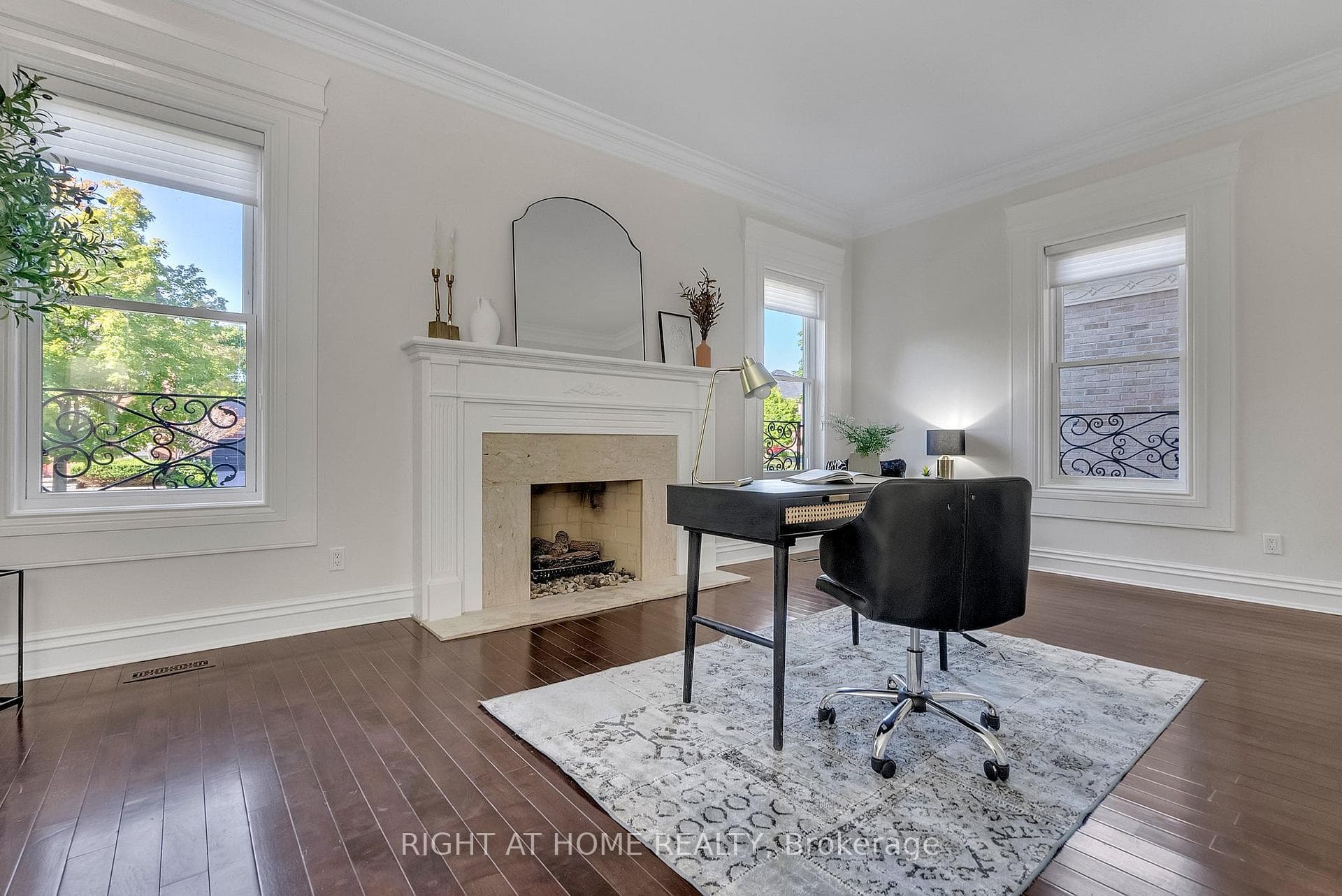 23 Highgrove Crescent photo 9