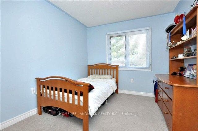 48 Widdifield Avenue photo 10