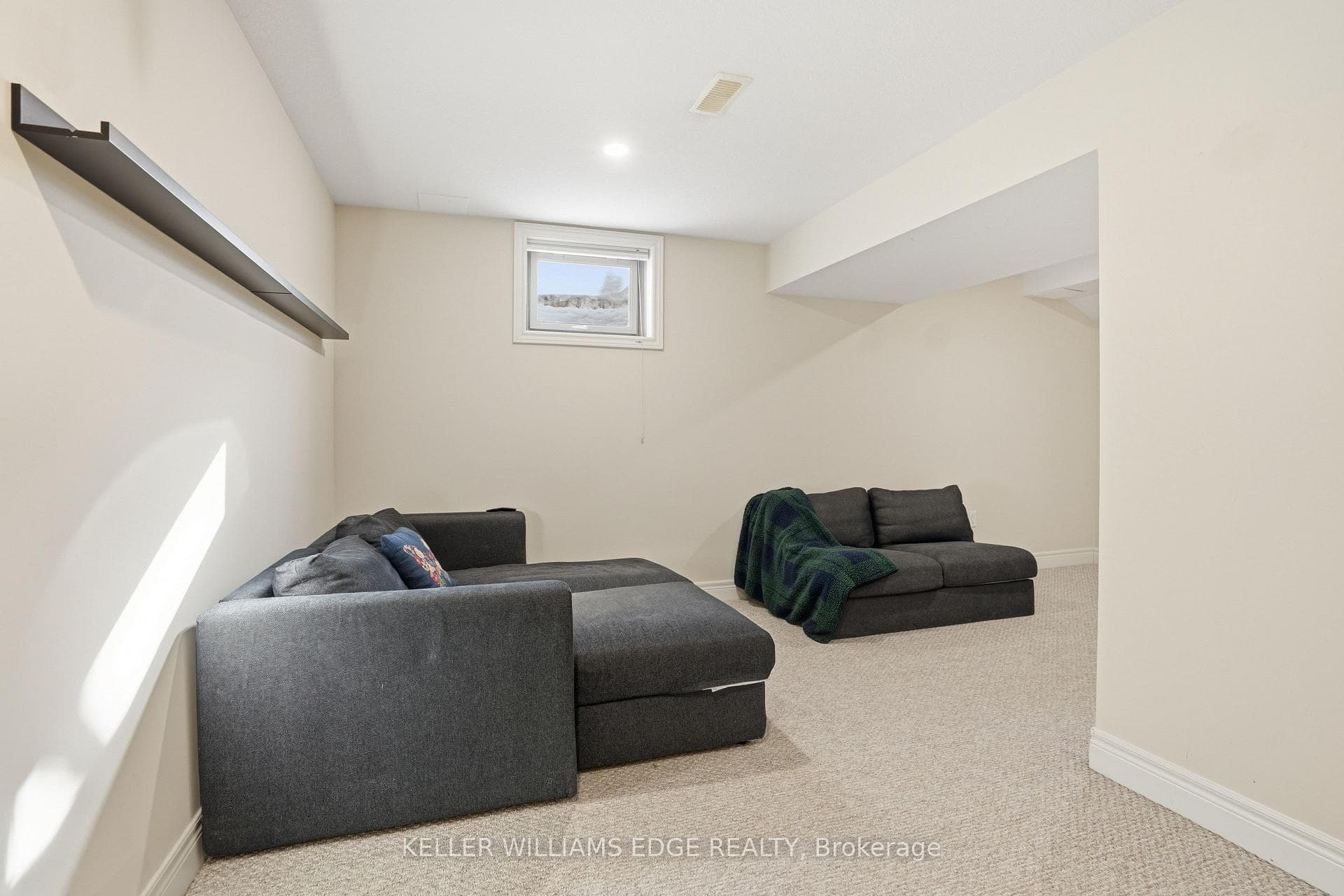 540 Guelph Line Unit 3 photo 37