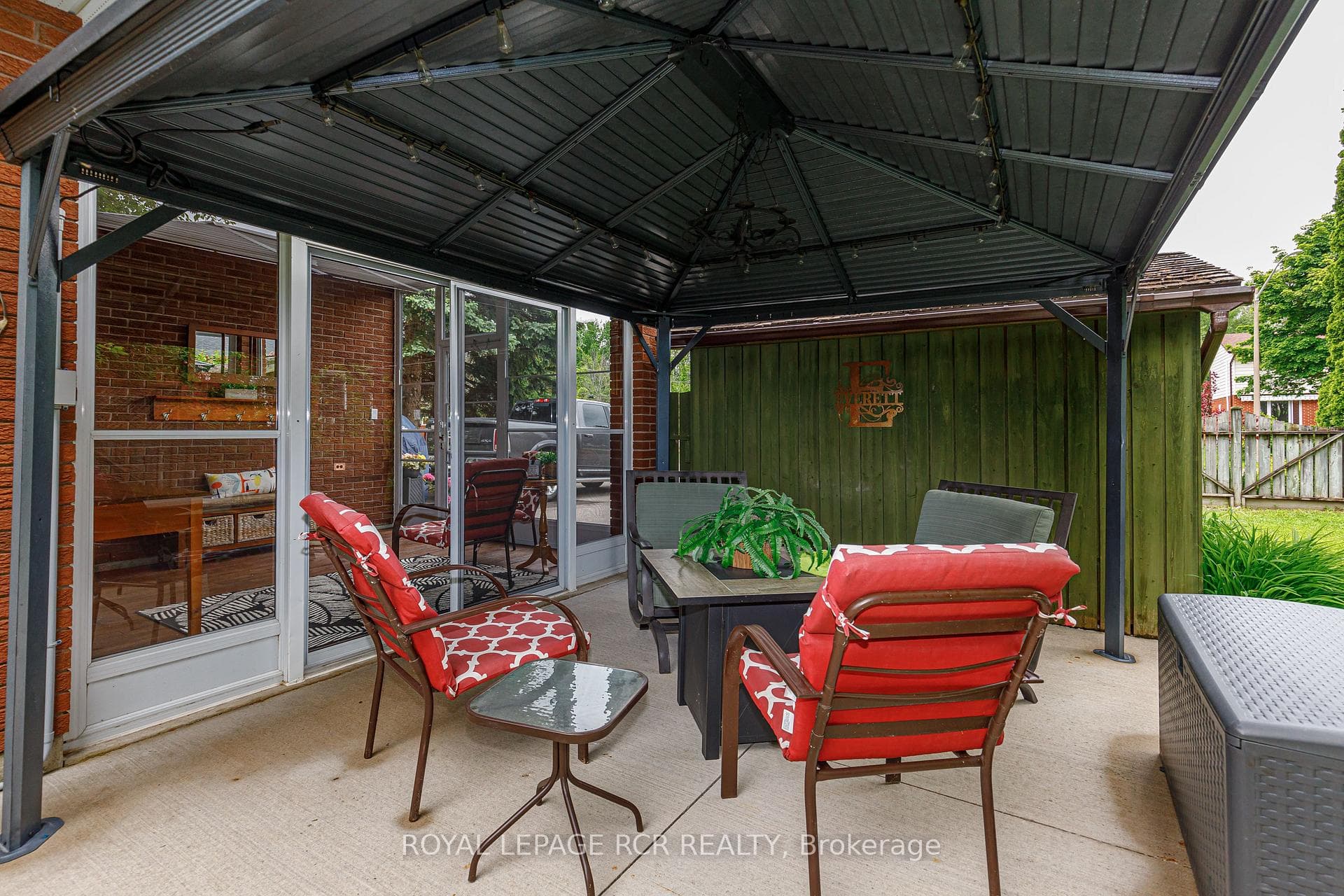 109 Lockhart Road photo 27