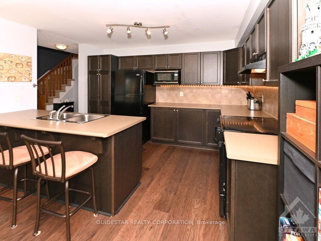 74 SELHURST Avenue photo 6