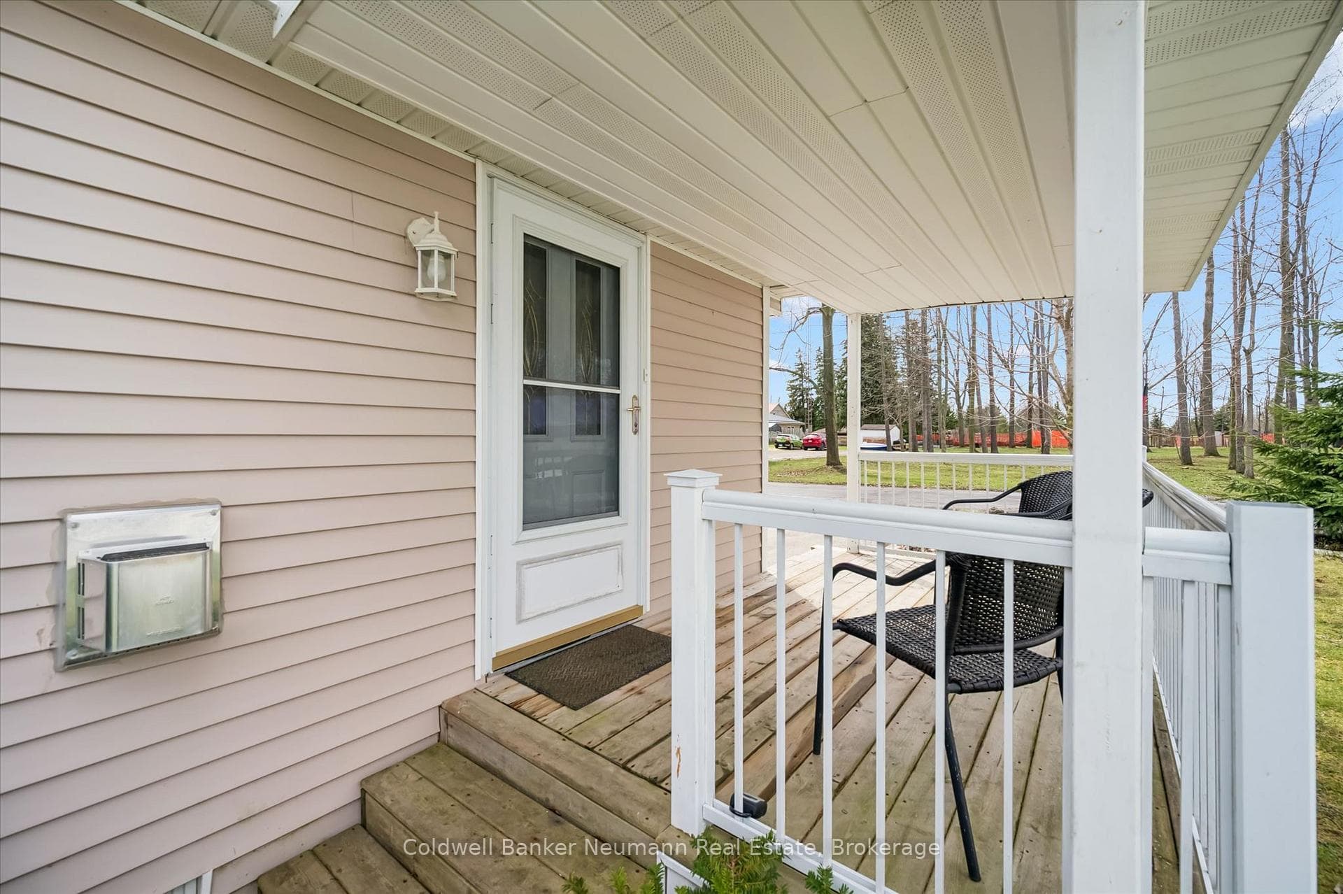 401 Teak Trail photo 3