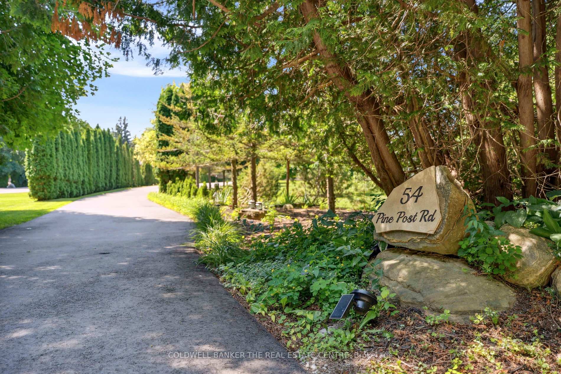 54 Pine Post Road photo 2