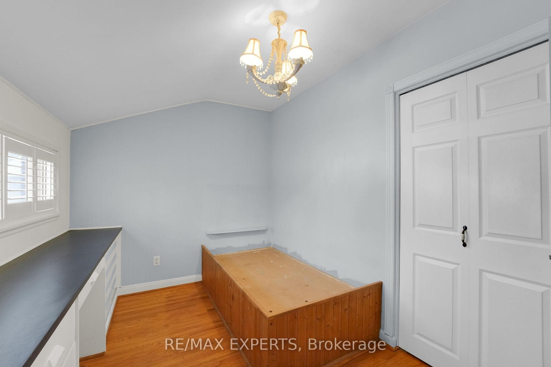19 Burgby Avenue photo 21
