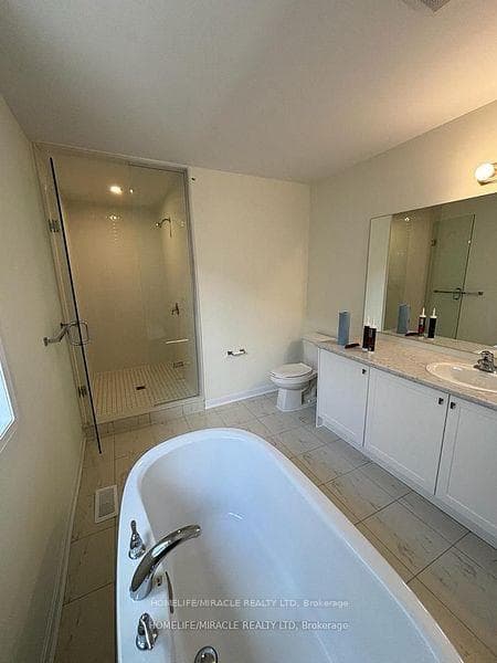 30 Oakmont Drive photo 29