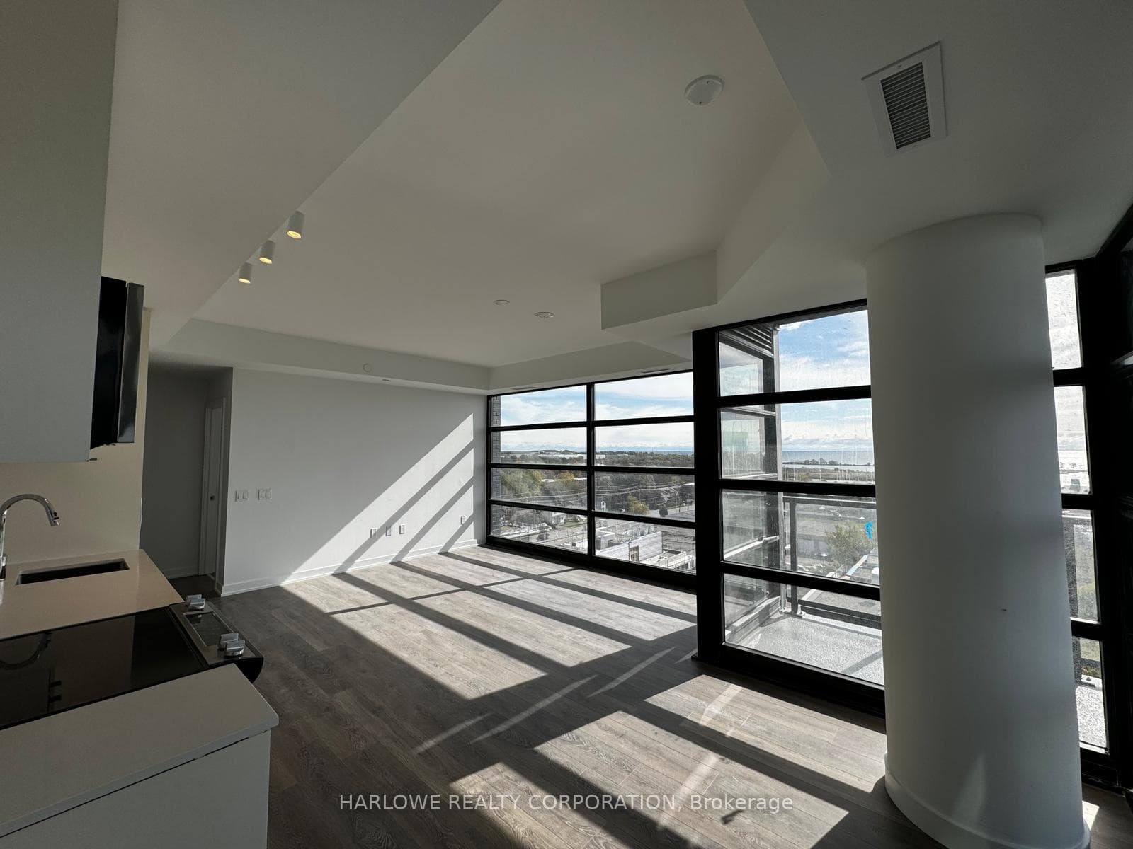 1606 Charles Street Unit 1007 A photo 2